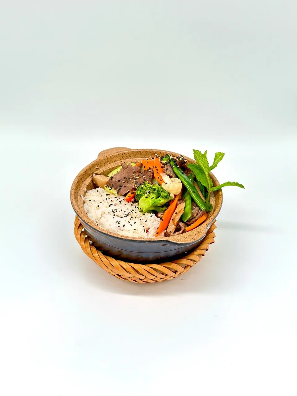 Beef and Pepper with rice and wok vegetables